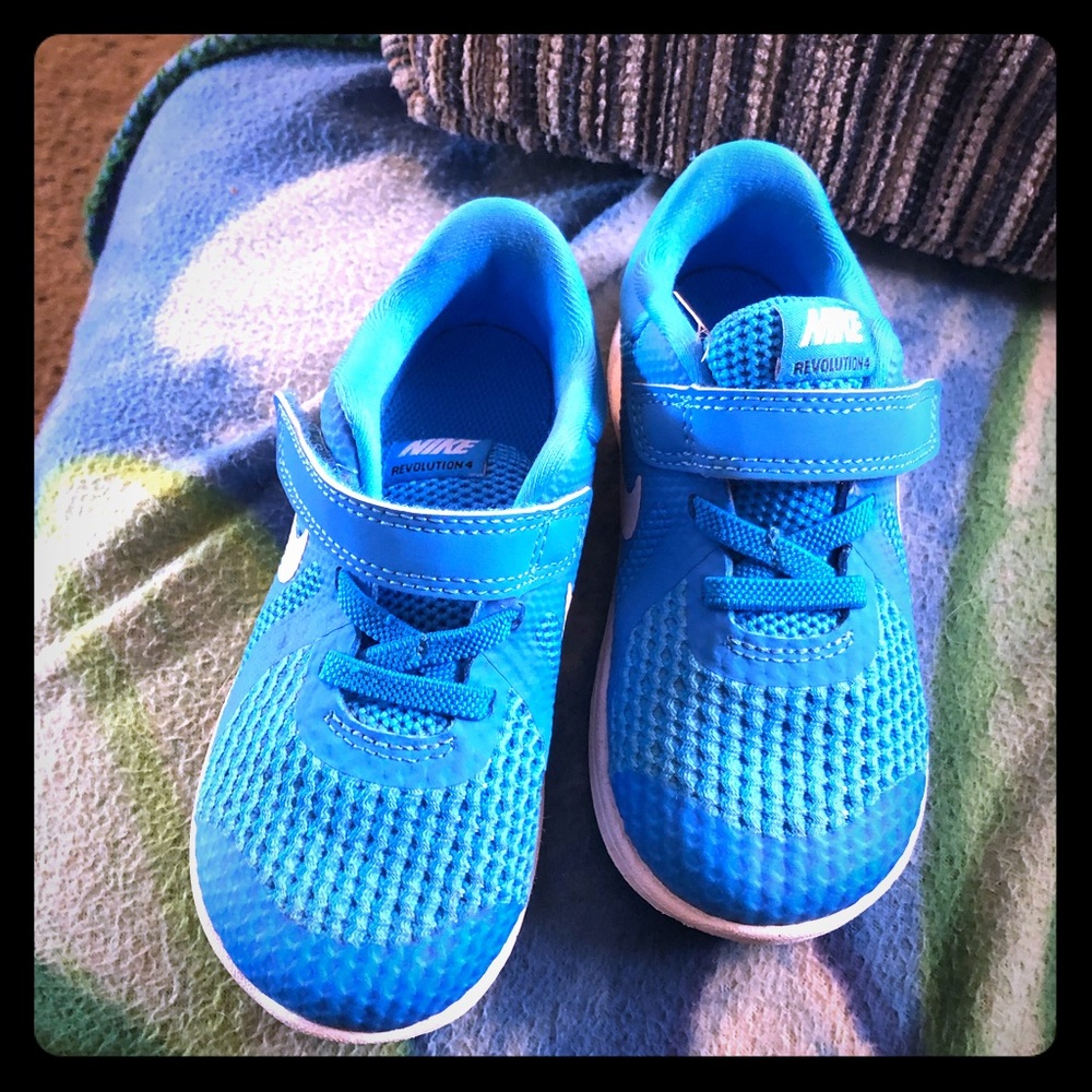 ❤️Nike, EUC/like new toddler shoes, size 8c